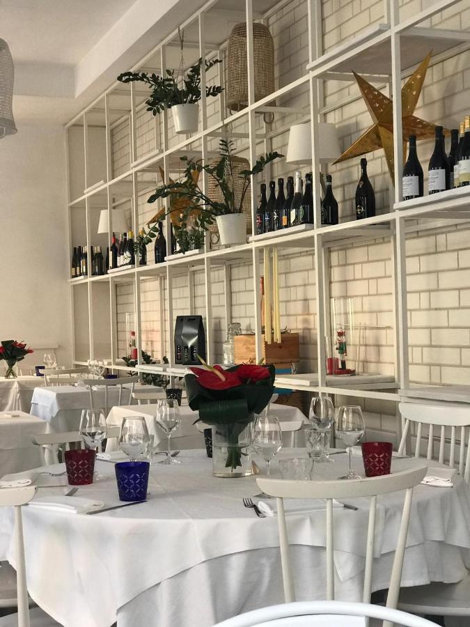 Acquapazza Restaurant & Room San Benedetto del Tronto Buitenkant foto