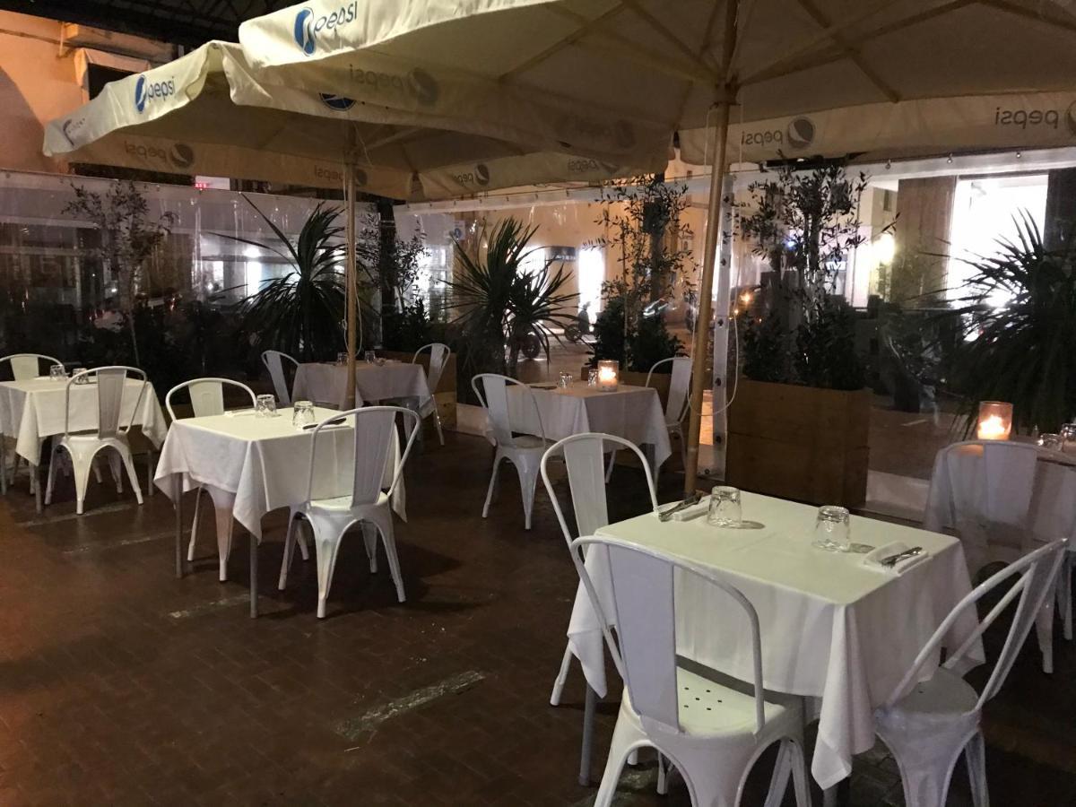 Acquapazza Restaurant & Room San Benedetto del Tronto Buitenkant foto
